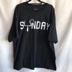 Well Worn brand black Sunday football T-shirt, size 4XL